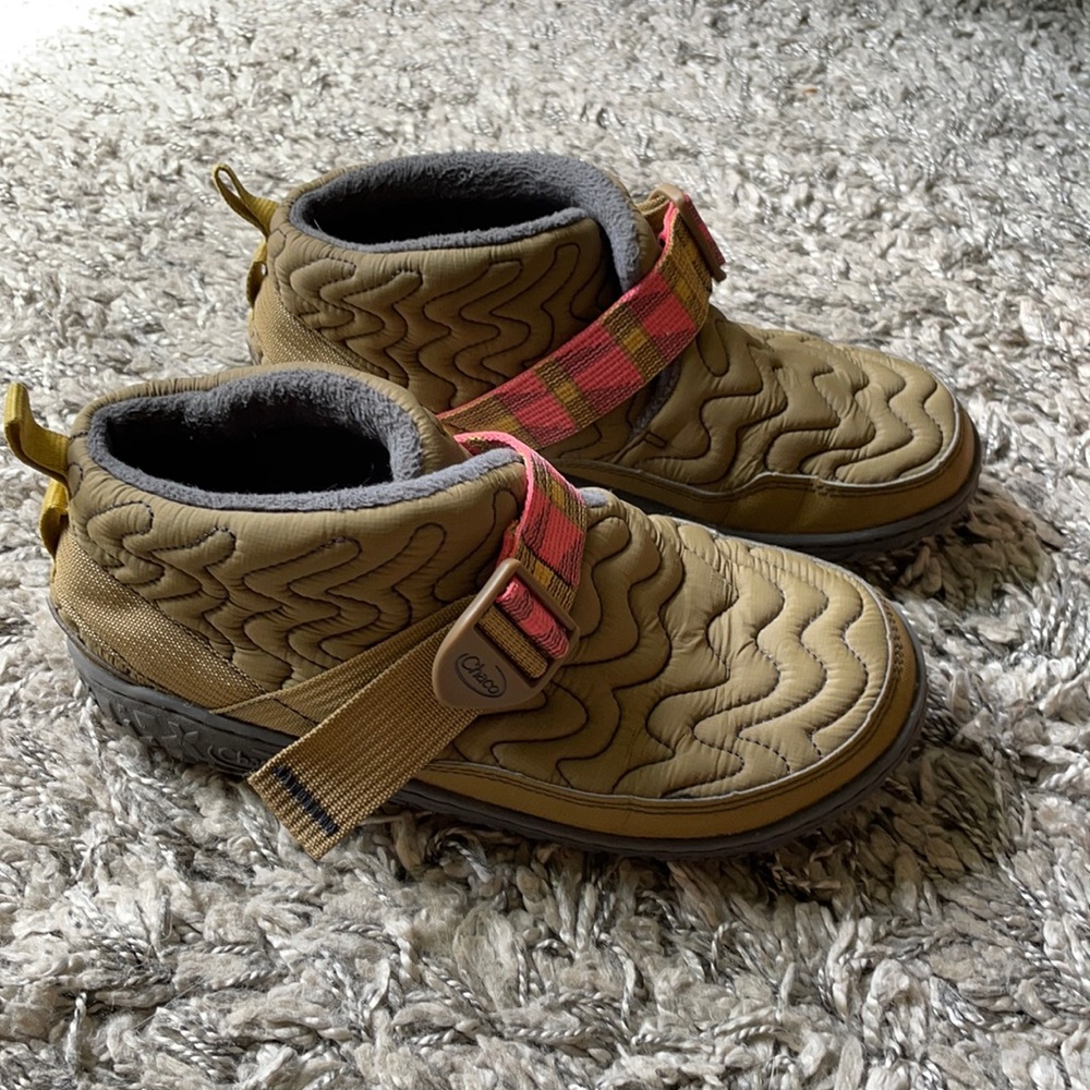 Chaco ramble boots